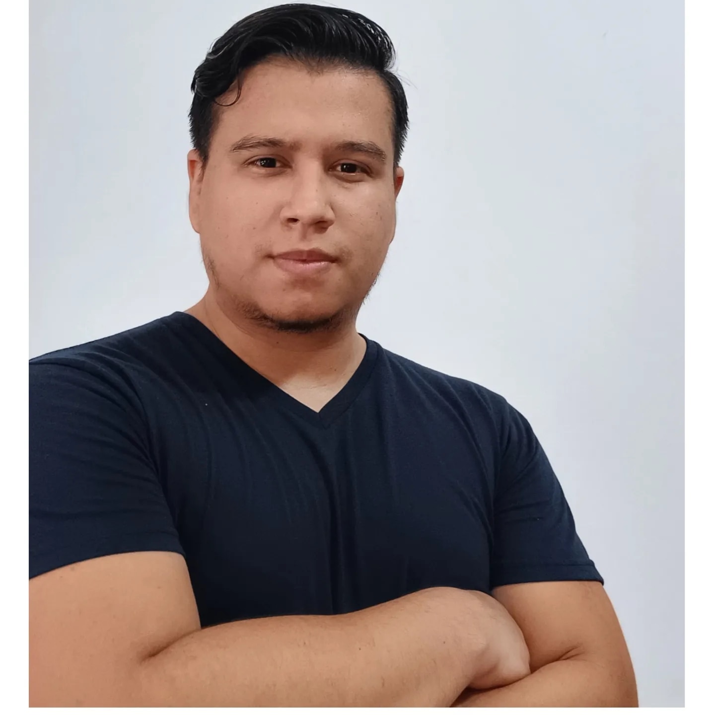 MILTON EDUARDO MACIAS LAZ